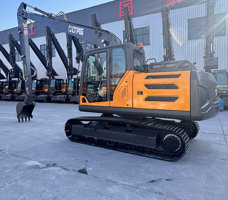 EXCAVADORA LTE 150