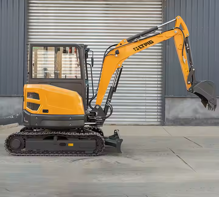 MINI EXCAVADORA LTE35