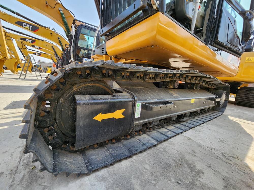 CAT 320D2L