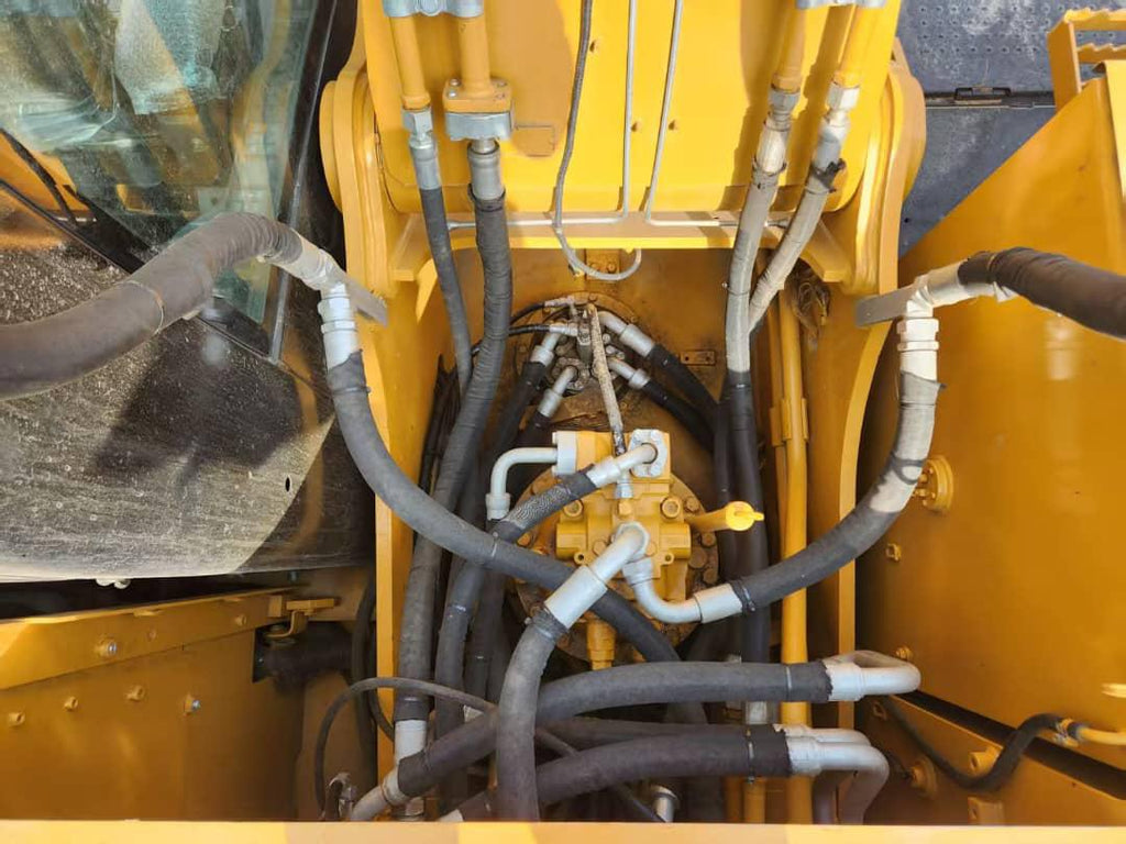 CAT 320D2L