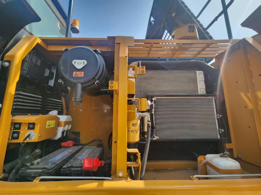 CAT 320D2L