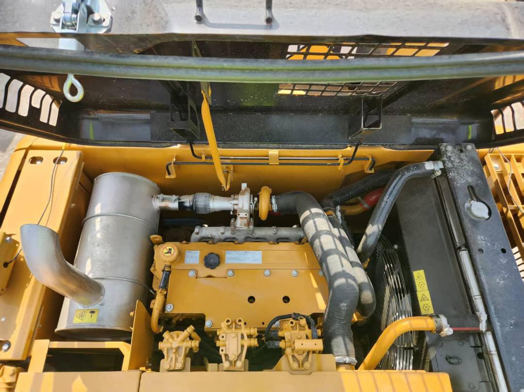 CAT 320D2L