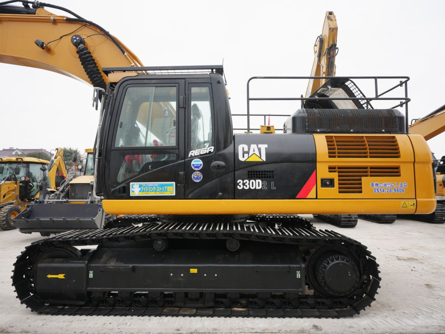 EXCAVADORA CAT 330D2L
