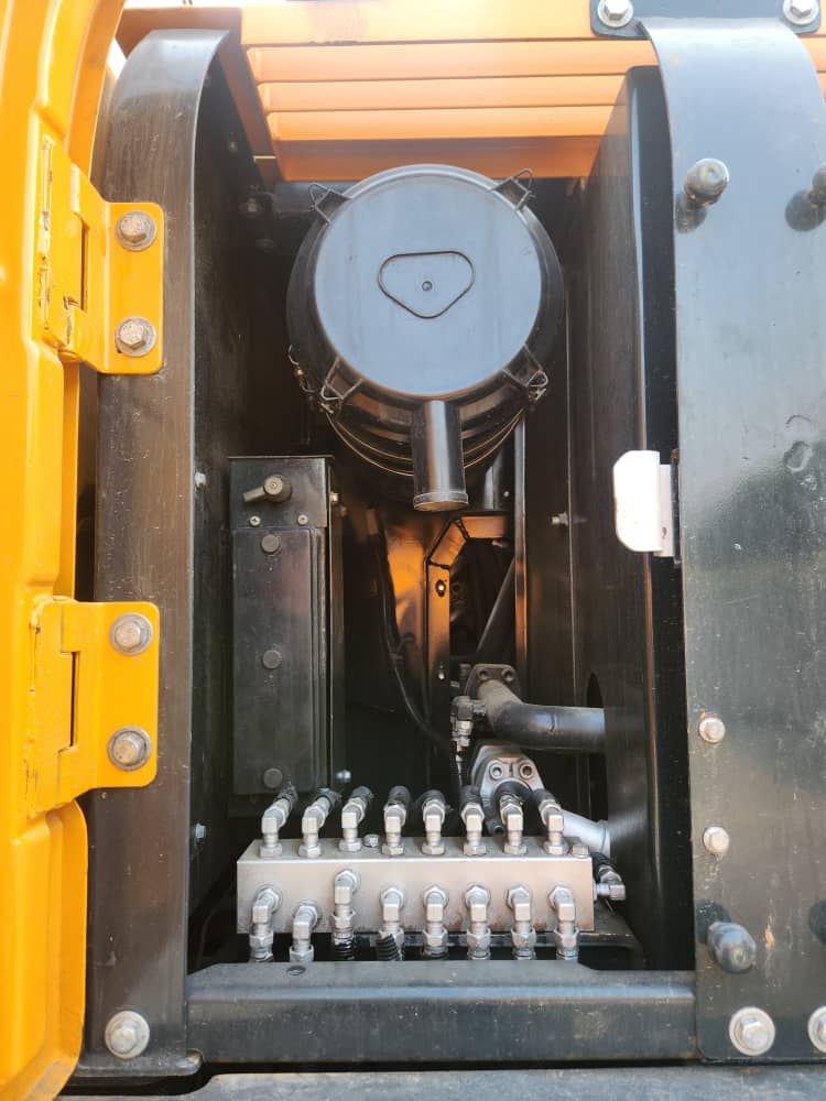 Hyundai R220LC-9S