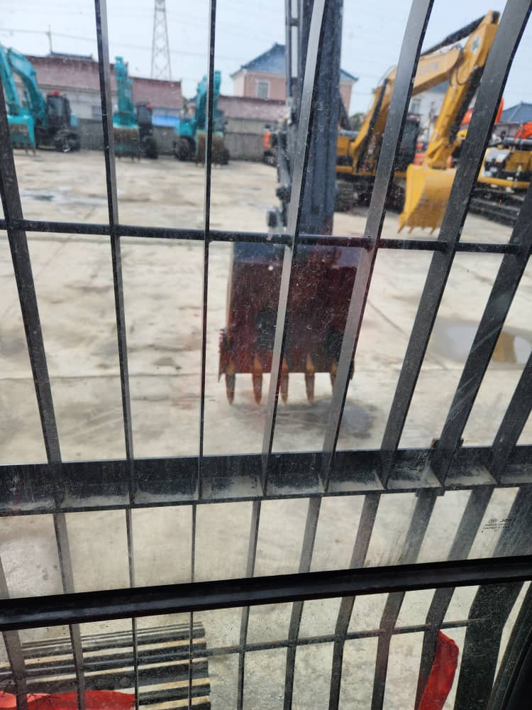 Hyundai R220LC-9S