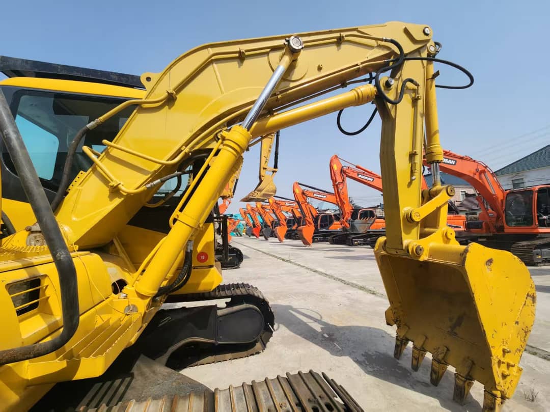 EXCAVADORA Caterpillar CAT312D