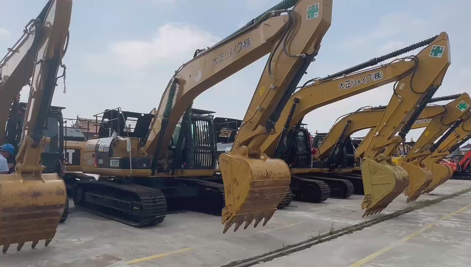 CAT 320D2L
