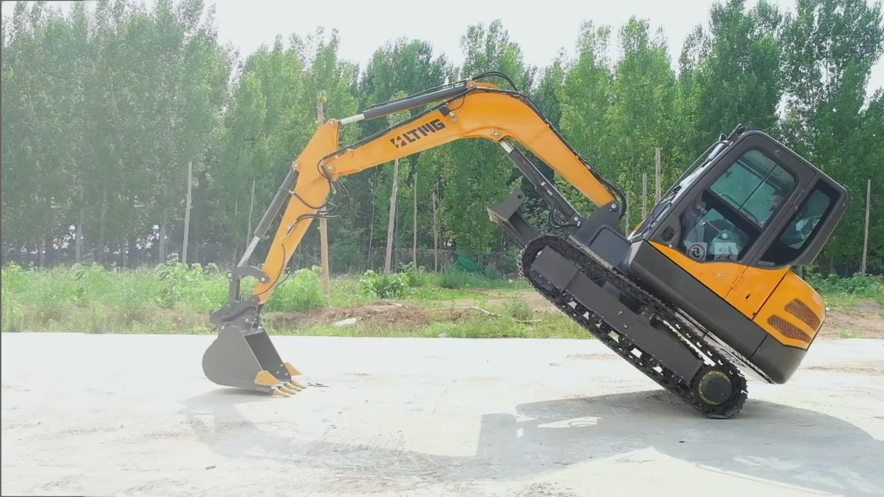 EXCAVADORA LTE65